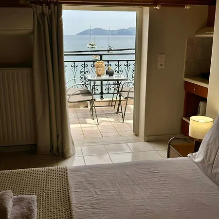 Sea Side Apartment